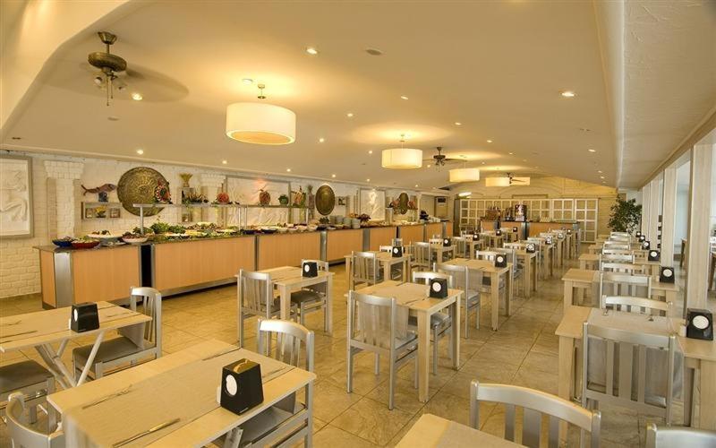 Club Marakesh Beach Hotel Beldibi  Bagian luar foto